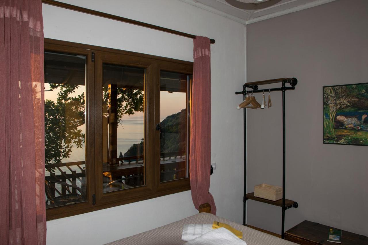 Balcony On The Rocks Βίλα Agioi Saranta Εξωτερικό φωτογραφία
